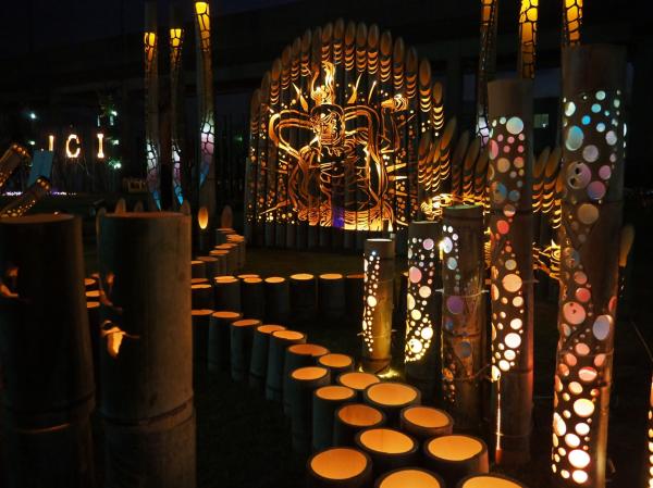 いずみマチ・テラス～竹灯籠でつなぐ光の祭典～