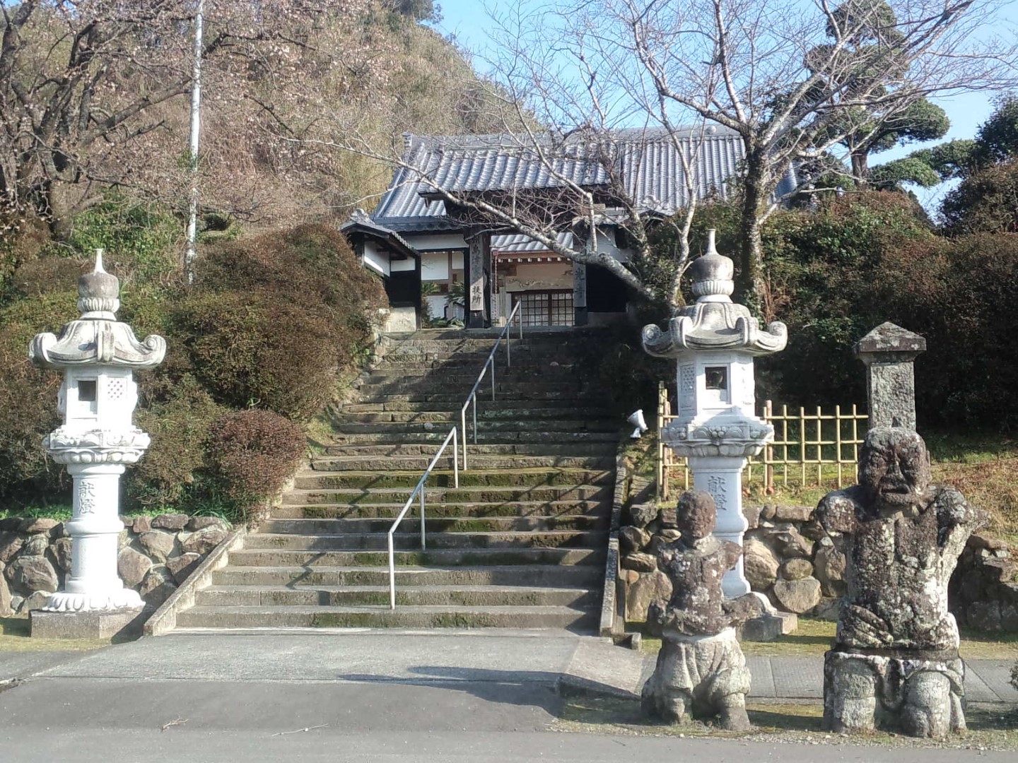 龍光寺